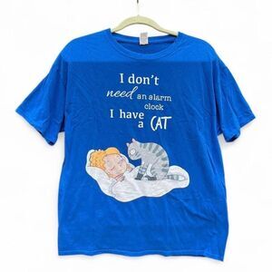 Vintage Blue “who needs a alarm when you have a Cat” Cat Lady T-Shirt